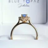 Pierścionek zaręczynowy z szafirem